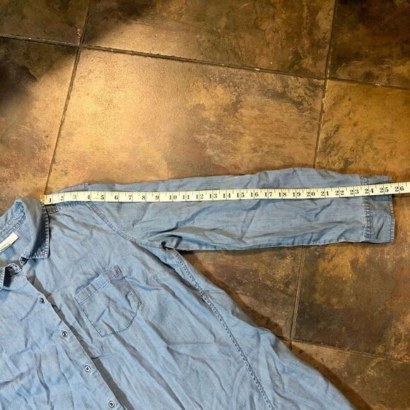 Motherhood Maternity Denim Button Down Rolled Tab Sleeve Blouse Size Medium - Picture 7 of 13